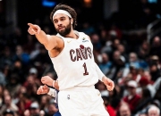 英雄联盟总决赛时间-骑士队新援入籍成功，期待他的表现的简单介绍