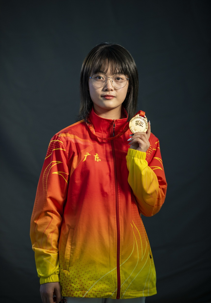 包含追逐梦想：国际顶尖球队夺冠之路的词条