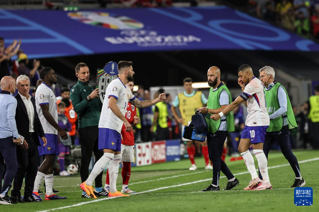 奥地利在欧洲足球赛中取得进步