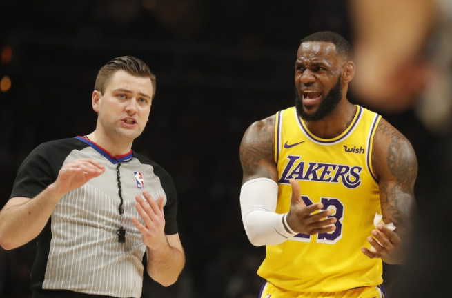 甘冈不敌洛里昂，遭遇两连败的简单介绍