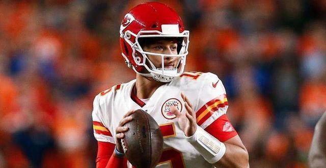 包含橄榄球再创历史，冠军实至名归的词条