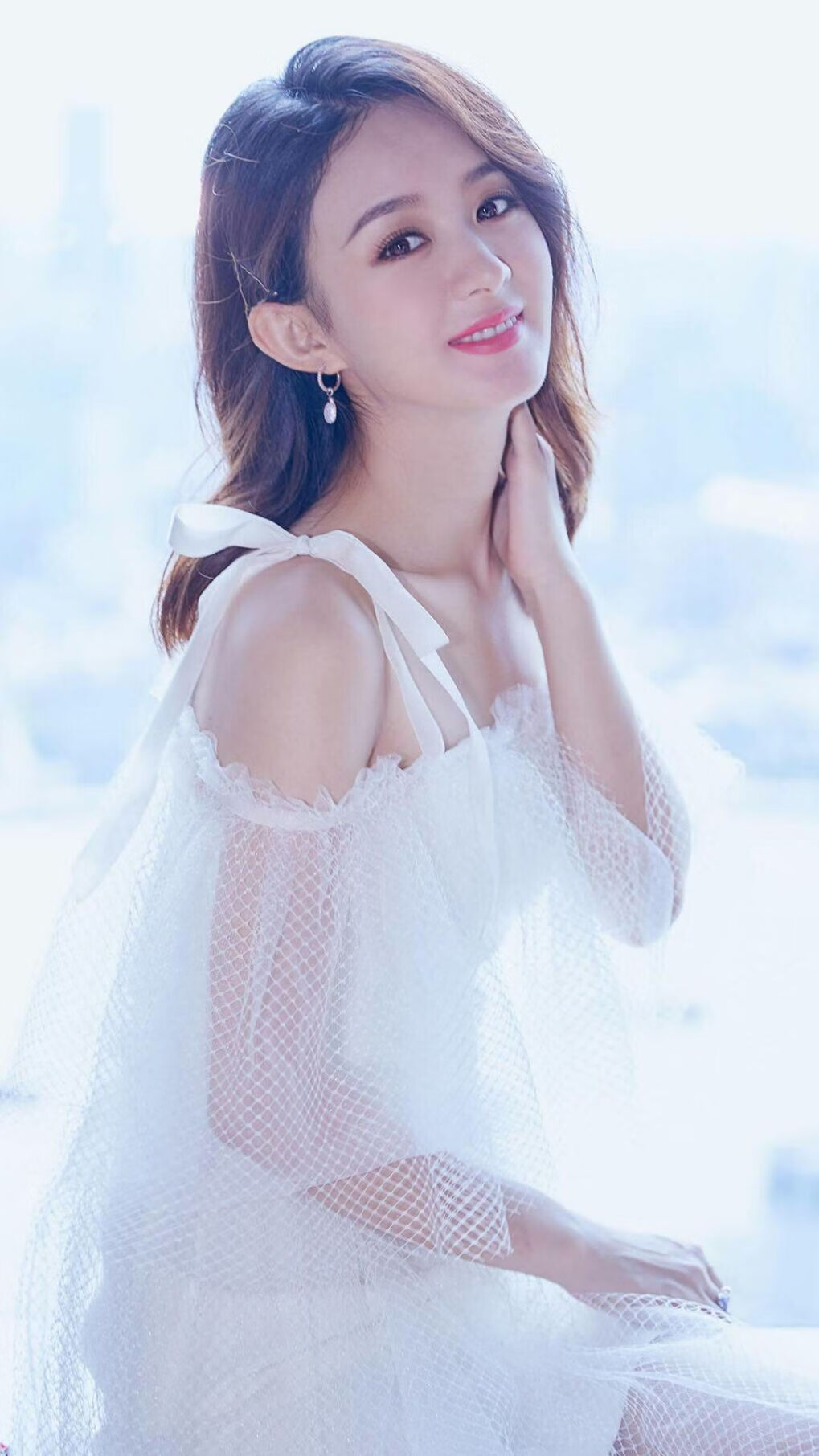 稳定输出不掉线!克瓦拉茨赫利亚助阵洪都拉斯对阵爱尔兰友谊赛