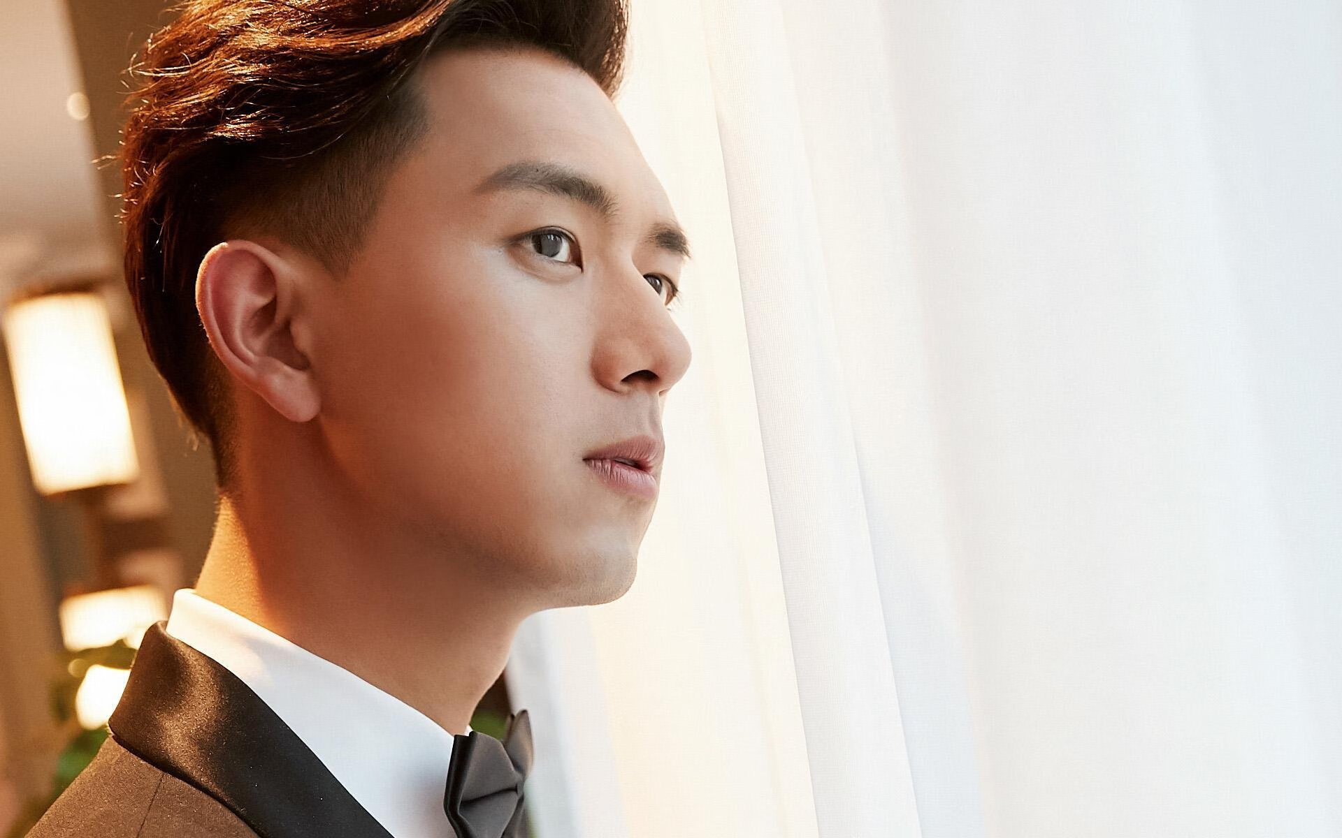 北欧极光对决安第斯雄鹰,F1街道赛上演冰与火的终极压制