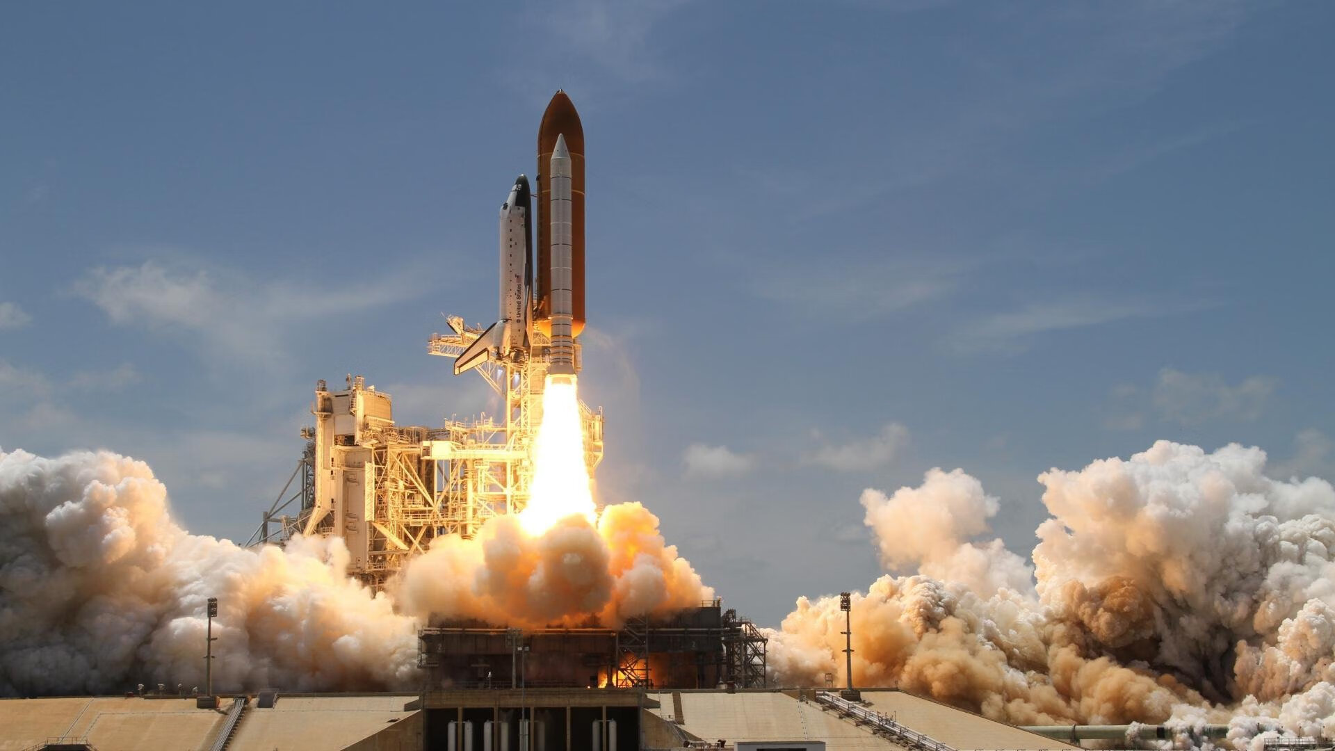 遥控器战争，当英超争冠夜撞上西亚卡姆的压制时刻