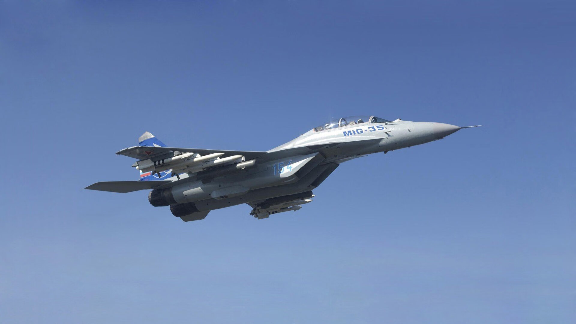 舞台的尺度，当坎特遇上巴萨，或关于唯一性的足球寓言