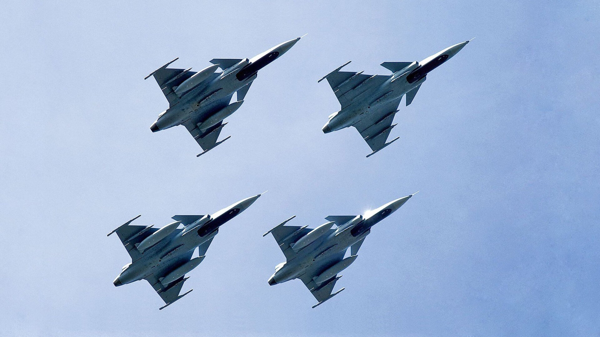 两种哲学,一位终结者,孙兴慜一锤定音破解巴萨节奏困局