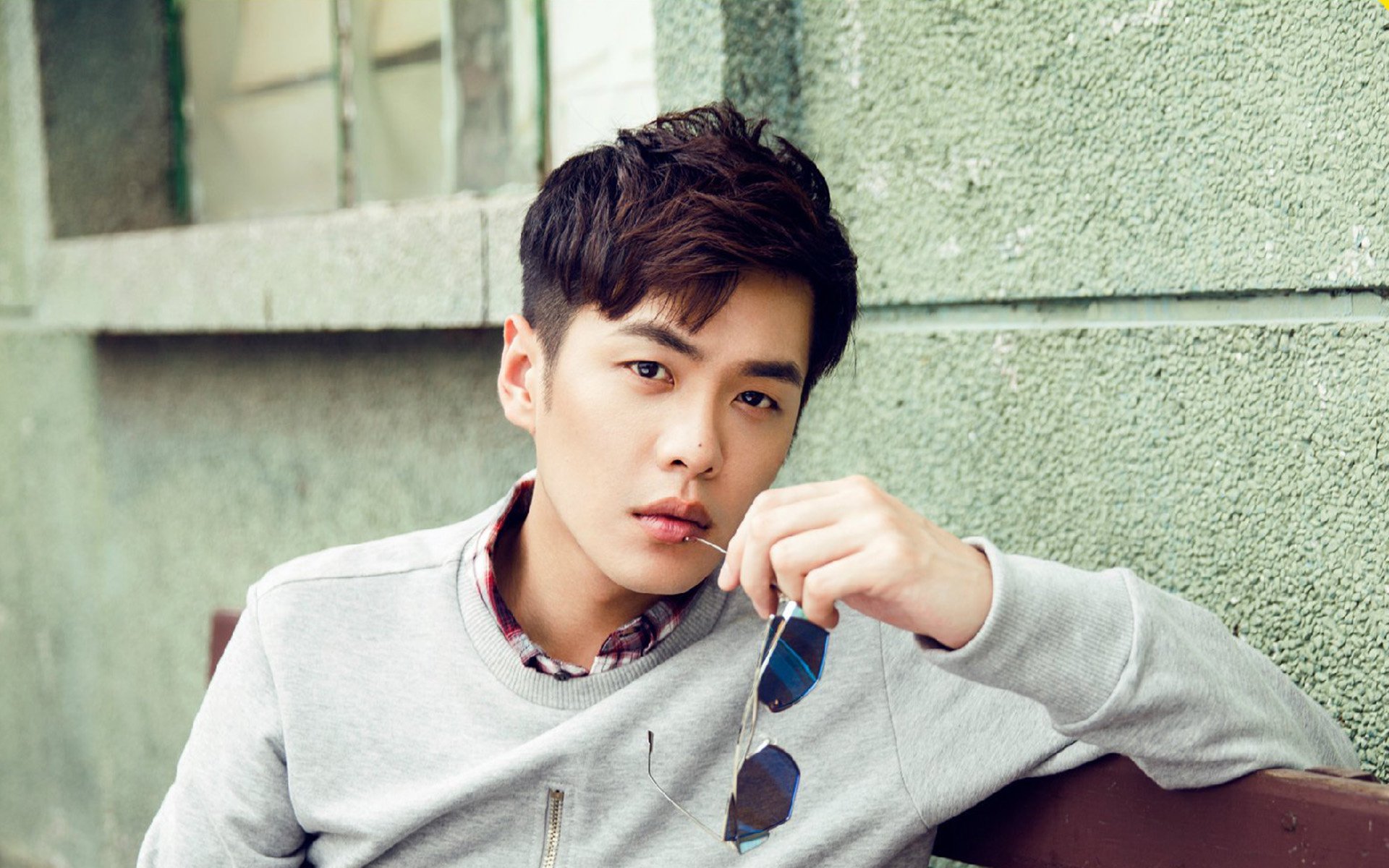 篮球世界的双面舞台，当NBA的优雅轻舞遇见国际赛场的霸权独奏